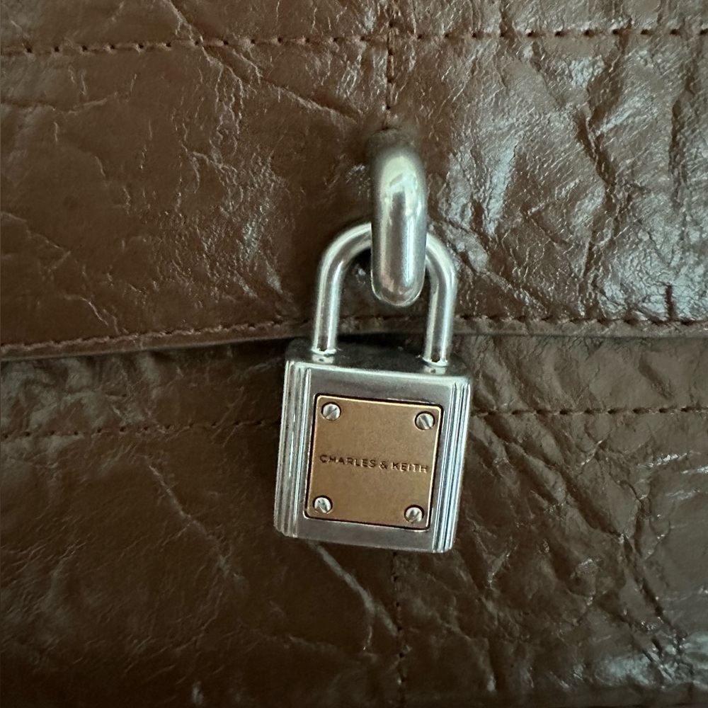 Charles & Keith Suki Crinkle-Effect Padlock Shoulder Bag - Picture 6 of 16